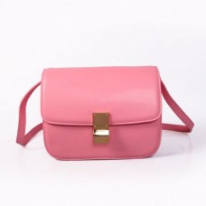 Чанта Celine Classic Box от телешка кожа с капак в розово