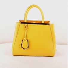 Малка кожена чанта Fendi 2jours с жълти кръстосани вени Малка кожена чанта Fendi 2jours с жълти кръстосани вени