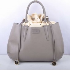 Голяма чанта с горна дръжка от сива еленова кожа Fendi B Fab Голяма чанта с горна дръжка от сива еленова кожа Fendi B Fab