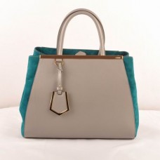 Чанта Fendi 2jours от сива Ferrari кожа със зелена агнешка кожа, средна Чанта Fendi 2jours от сива Ferrari кожа със зелена агнешка кожа, средна