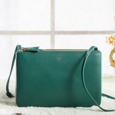 Малка чанта Celine Trio Crossbody от зелена телешка кожа Малка чанта Celine Trio Crossbody от зелена телешка кожа