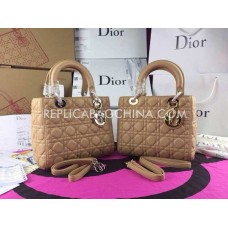 Реплика на кожена чанта Dior Lady Default Totes
