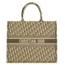 Чанта Dior Book Tote от зелено, наклонено бродирано платно