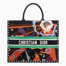 Чанта за книги Dior в многоцветен въздушен елемент, ръчно рисувана Чанта за книги Dior в многоцветен въздушен елемент, ръчно рисувана