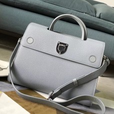 Чанта Dior Diorever от светлосива телешка кожа