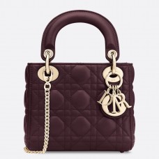 Мини чанта Dior от агнешка кожа в бордо с верижка Мини чанта Dior от агнешка кожа в бордо с верижка
