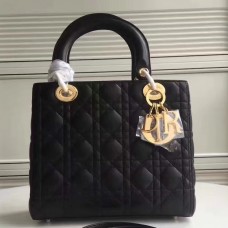 Дамска чанта Dior Medium от черна агнешка кожа Дамска чанта Dior Medium от черна агнешка кожа