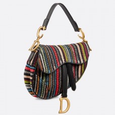 Чанта Dior Saddle Canvas с бродерия от многоцветни райета