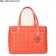 Чанта за рамо Dior Panarea Medium Orange от агнешка кожа (златни обковни елементи) 9625