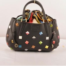Чанта Fendi B Fab от кожа Ferrari с многоцветни бижута и средна дръжка отгоре Чанта Fendi B Fab от кожа Ferrari с многоцветни бижута и средна дръжка отгоре