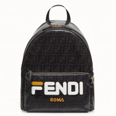 Голяма раница от черен остъклен плат Fendi
